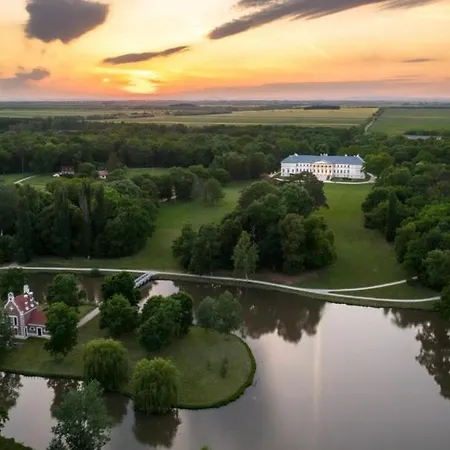 Διαμέρισμα Klasszikus Degi Piheno *