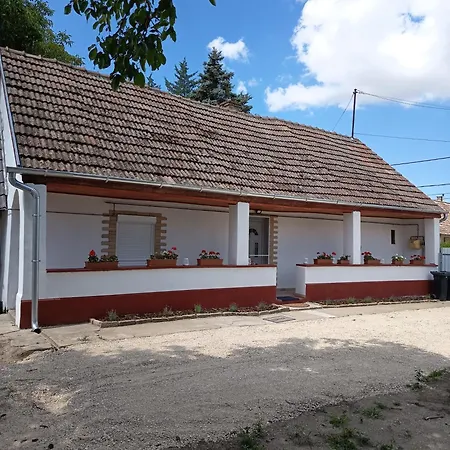 Klasszikus Degi Piheno *