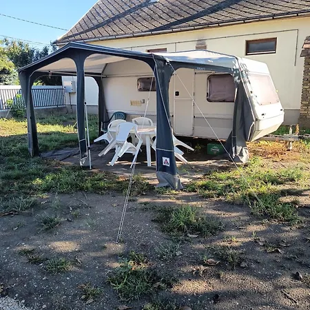 Klasszikus Degi Piheno Διαμέρισμα *